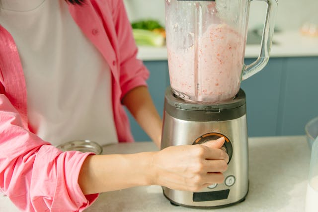 Ældre, styrketræning og protein: Nøglen til en stærkere alderdom